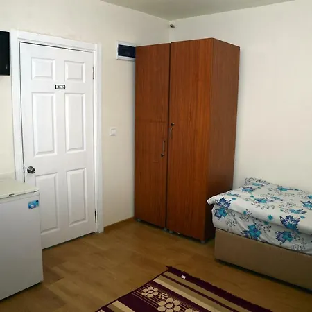 Vatan Yurt Albergue *